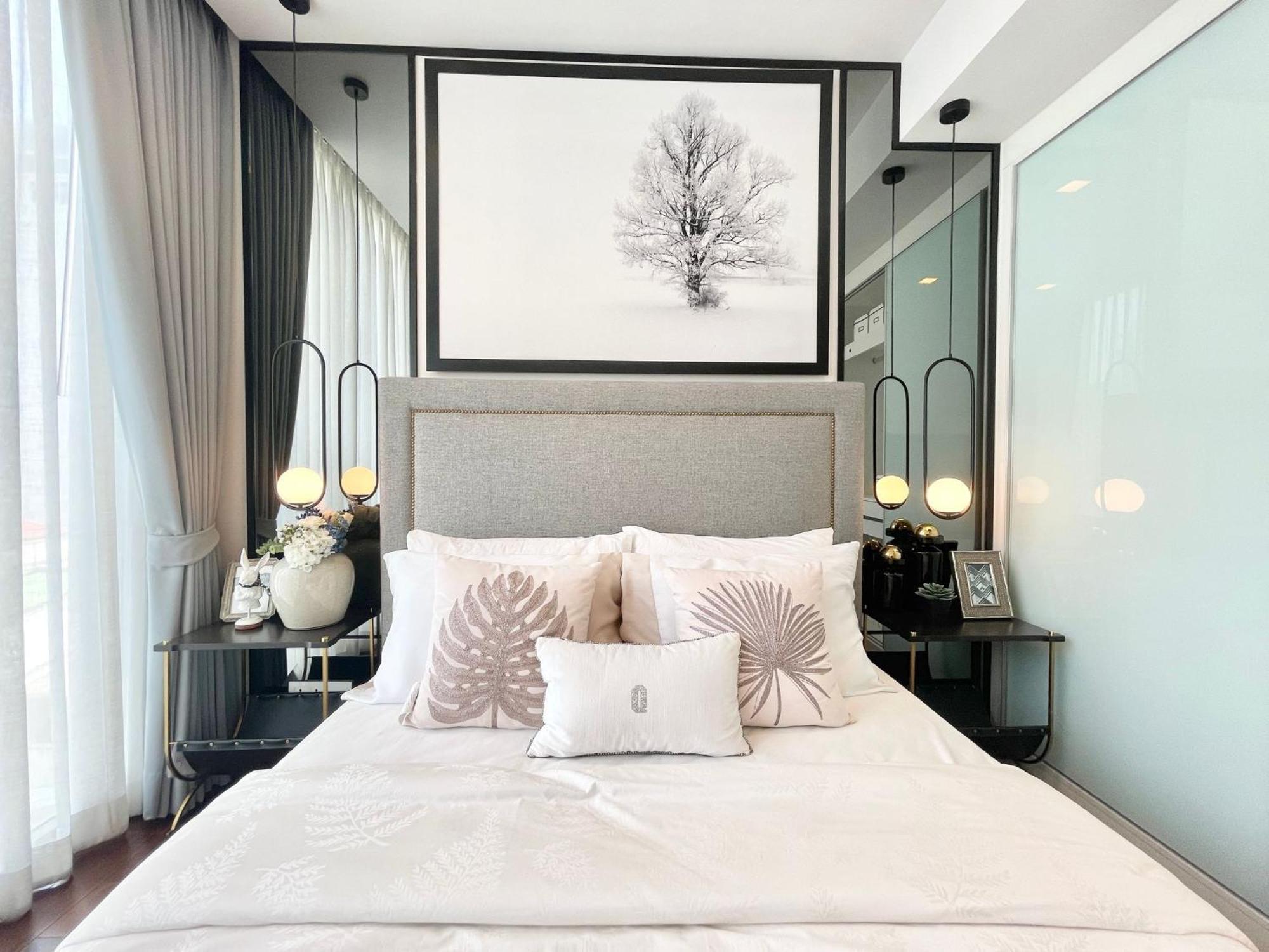 Luxury Modern Location Nana Asoke 65sqm 2 Bed 2 Bathroom Sleeps 4 Bangkok